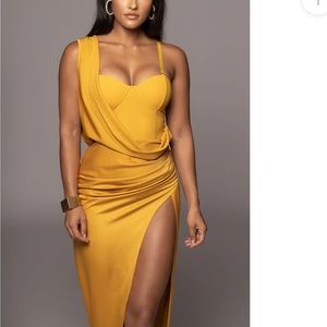 YELLOW KRISTIANA SLIT DRESS
